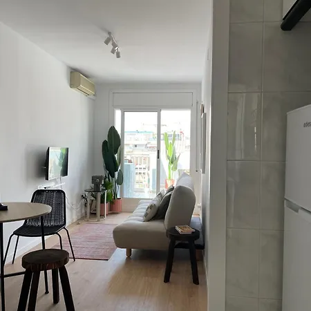 Atico A 15 Min En Tren Del Centro Apartment *