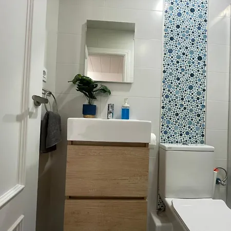 Apartment Atico A 15 Min En Tren Del Centro *