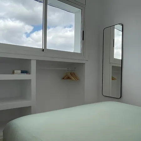 Apartment Atico A 15 Min En Tren Del Centro *